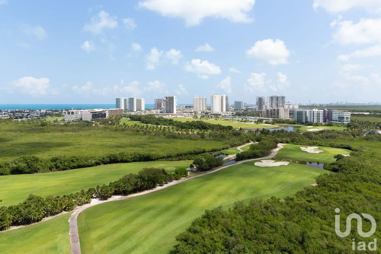 Departamento en Venta en Cancún Centro, Benito Juárez, Quintana Roo | NEX-262442 | iad México | Foto 2 de 24