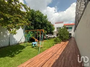 NEX-259514 - Casa en Venta, con 4 recamaras, con 3 baños, con 312 m2 de construcción en Pedregal de las Fuentes, CP 62554, Morelos.