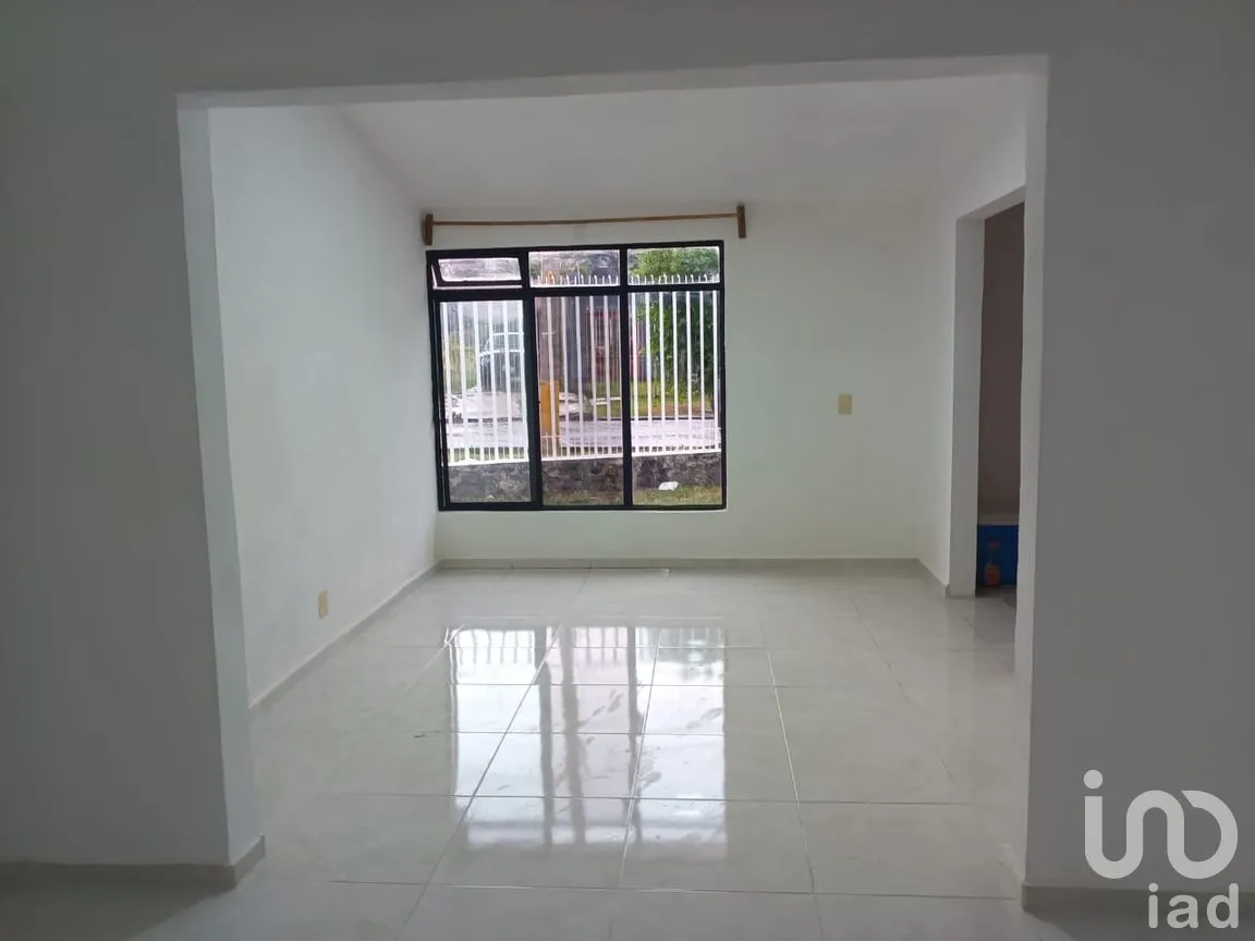 Casa en Renta en Las Fincas, Jiutepec, Morelos | NEX-292082 | iad México | Foto 3 de 25