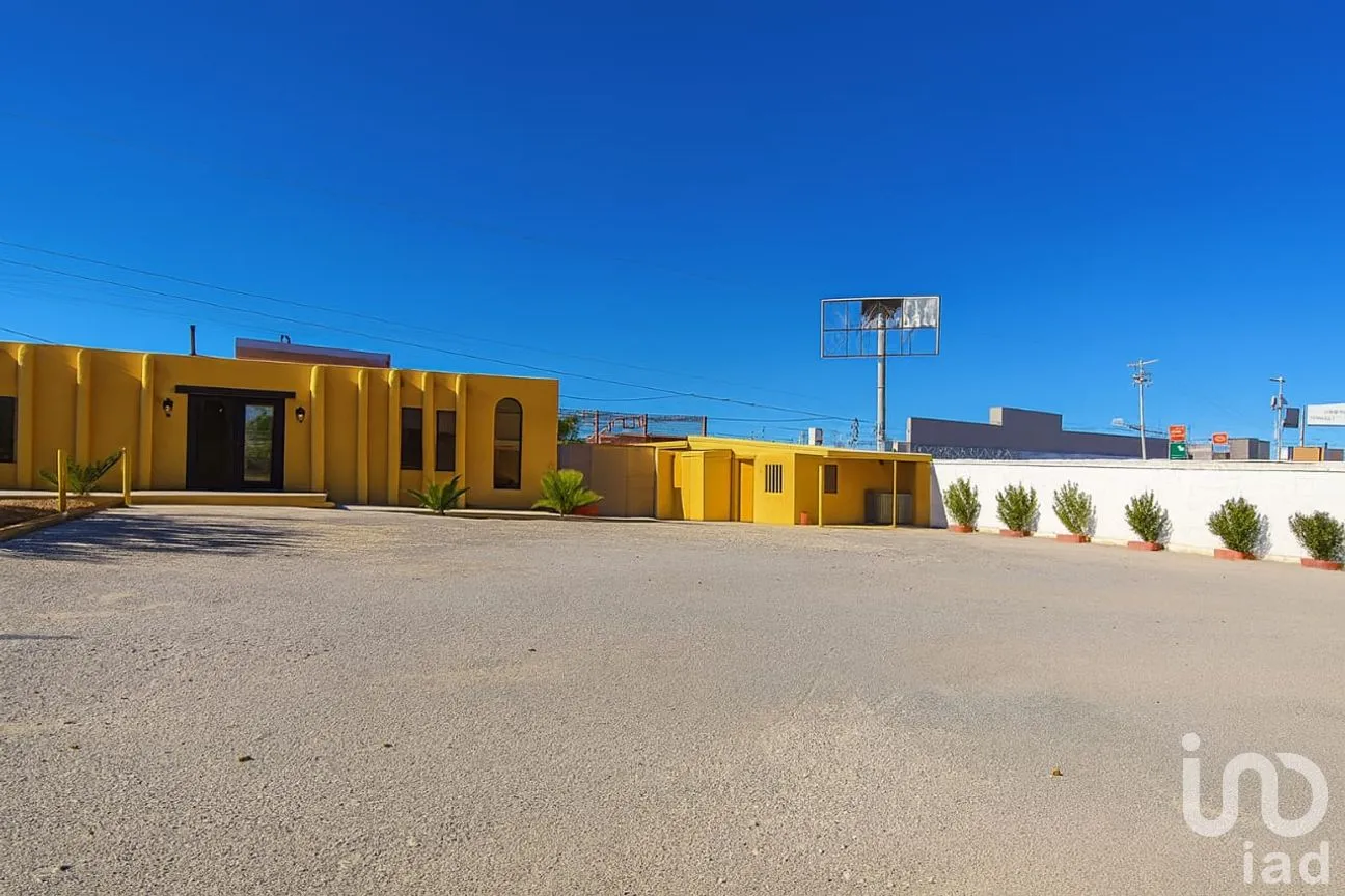 Local en Venta en La Cuesta, Juárez, Chihuahua | NEX-263966 | iad México | Foto 1 de 14