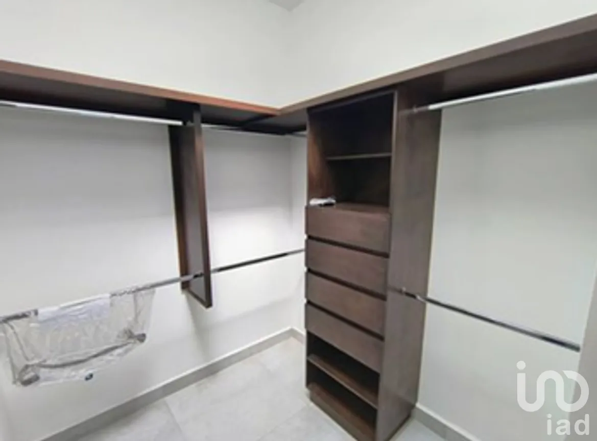 Casa en Venta en Altares Residencial, Santiago, Nuevo León | NEX-294740 | iad México | Foto 4 de 13