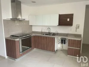 NEX-292005 - Departamento en Renta, con 3 recamaras, con 3 baños, con 250 m2 de construcción.