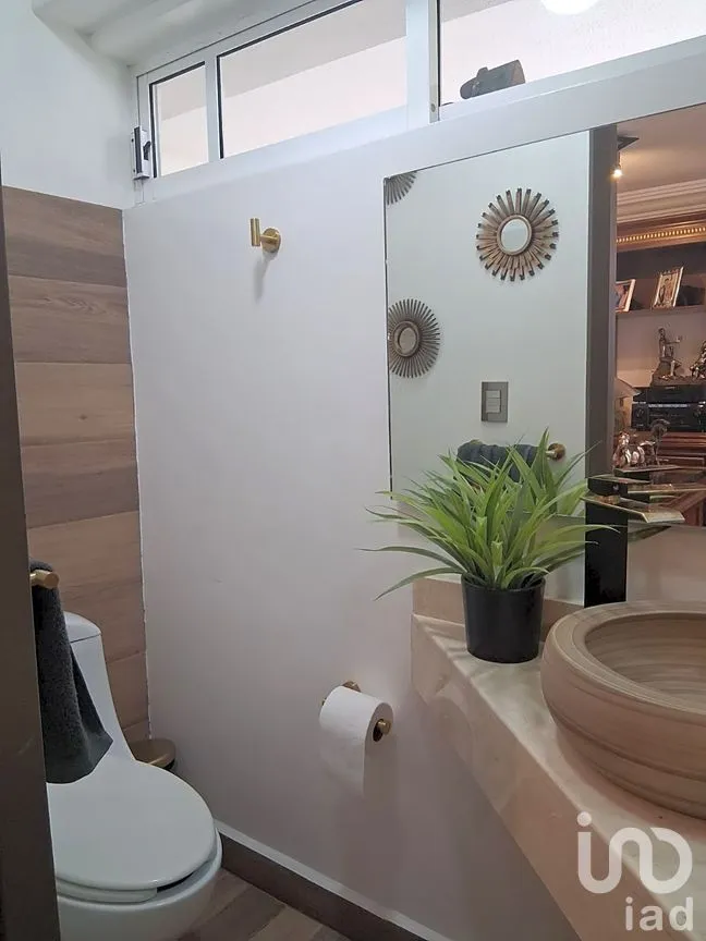 Casa en Venta en Boulevares, Naucalpan de Juárez, México | NEX-266060 | iad México | Foto 1 de 30