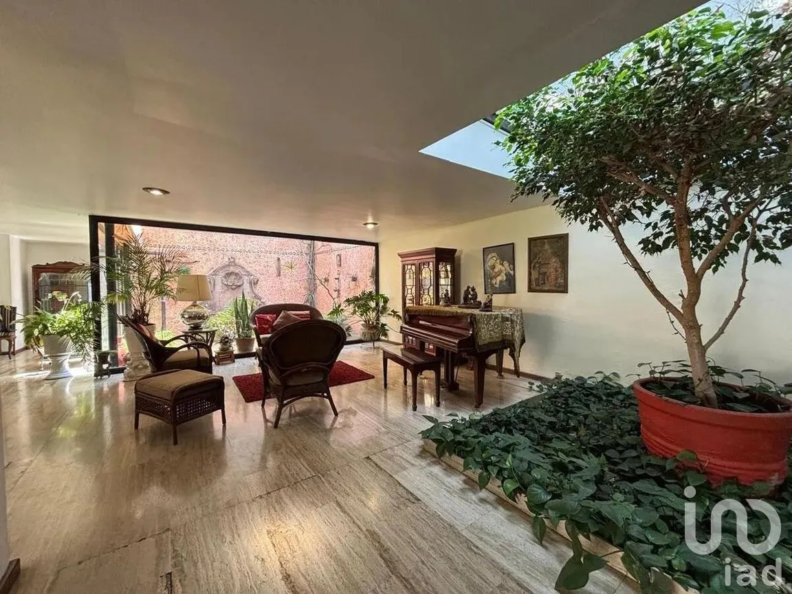 Casa en Venta en Copilco Universidad, Coyoacán, Ciudad de México | NEX-264738 | iad México | Foto 1 de 30