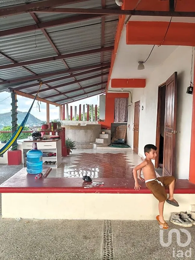 Casa en Venta en Vicente Guerrero, Zihuatanejo de Azueta, Guerrero | NEX-291327 | iad México | Foto 6 de 17