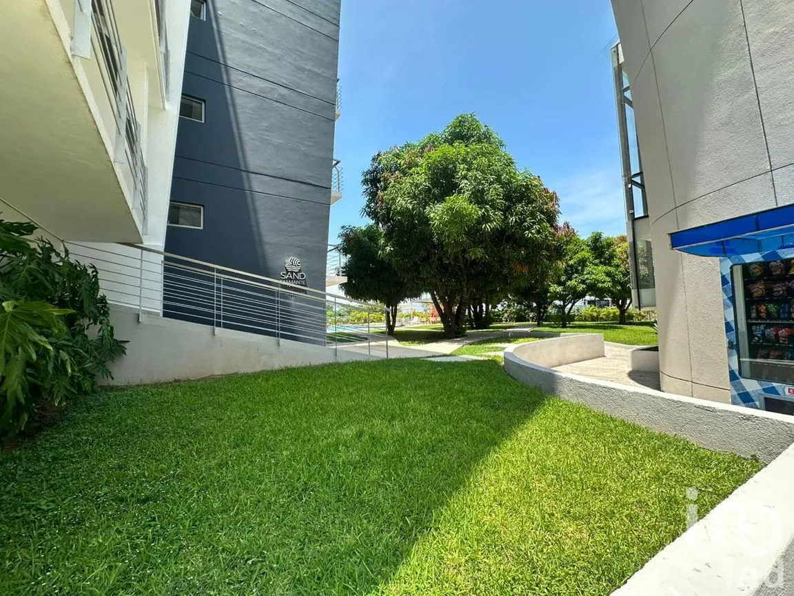 Departamento en Venta en Playa Diamante, Acapulco de Juárez, Guerrero | NEX-263666 | iad México | Foto 2 de 16