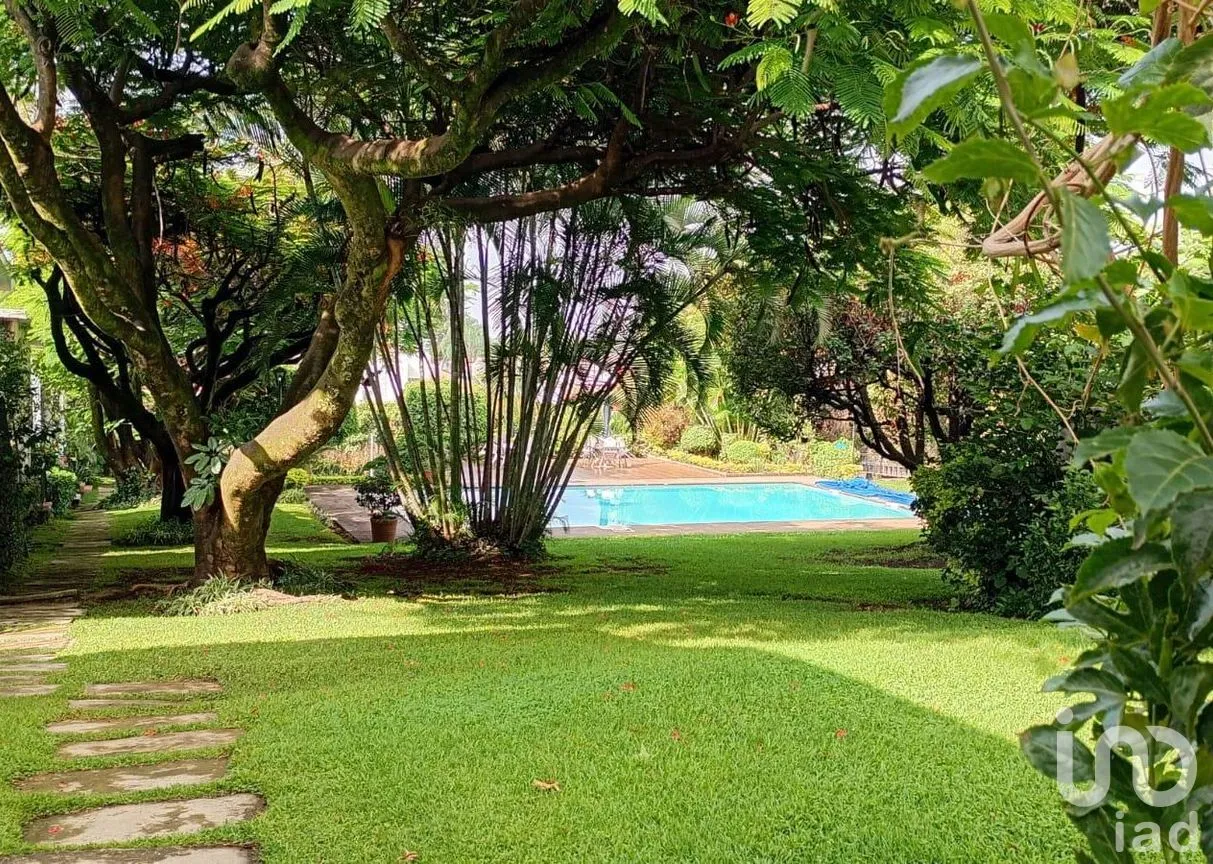 Casa en Venta en Delicias, Cuernavaca, Morelos | NEX-264027 | iad México | Foto 2 de 13