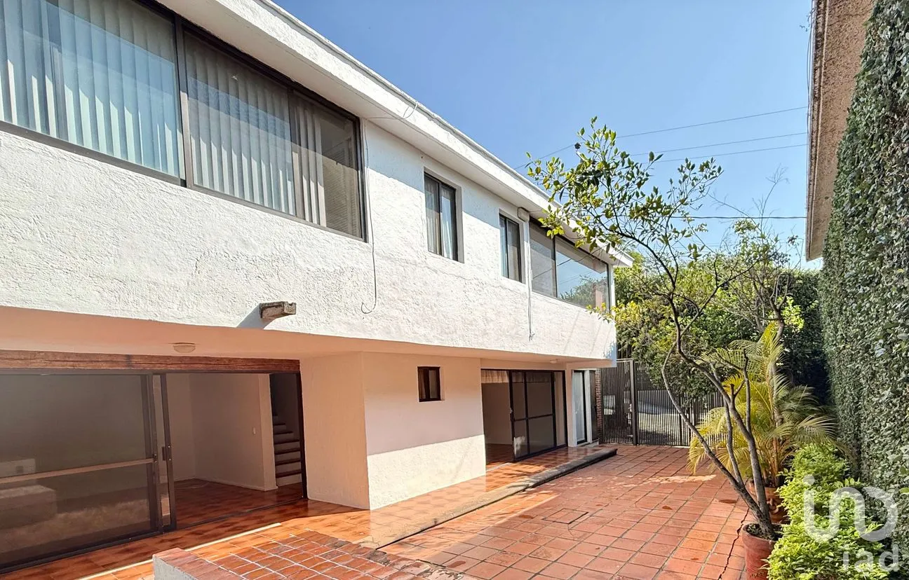Casa en Venta en Delicias, Cuernavaca, Morelos | NEX-264027 | iad México | Foto 1 de 13