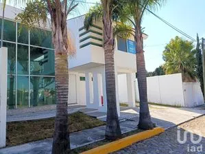 NEX-284086 - Casa en Renta, con 3 recamaras, con 3 baños, con 230 m2 de construcción en Campestre del Valle, CP 72595, Puebla.