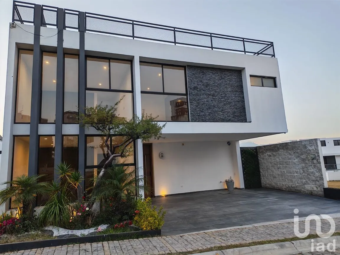Casa en Venta en Lomas de Angelópolis II, San Andrés Cholula, Puebla | NEX-308426 | iad México | Foto 1 de 16