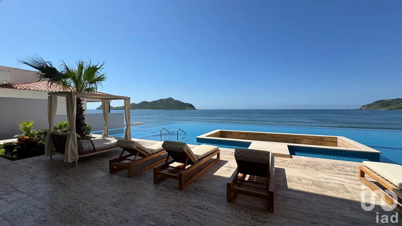 Departamento en Venta en Zona Dorada, Mazatlán, Sinaloa | NEX-263024 | iad México | Foto 2 de 24