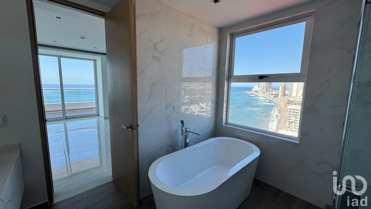 Departamento en Venta en Zona Dorada, Mazatlán, Sinaloa | NEX-263024 | iad México | Foto 20 de 24