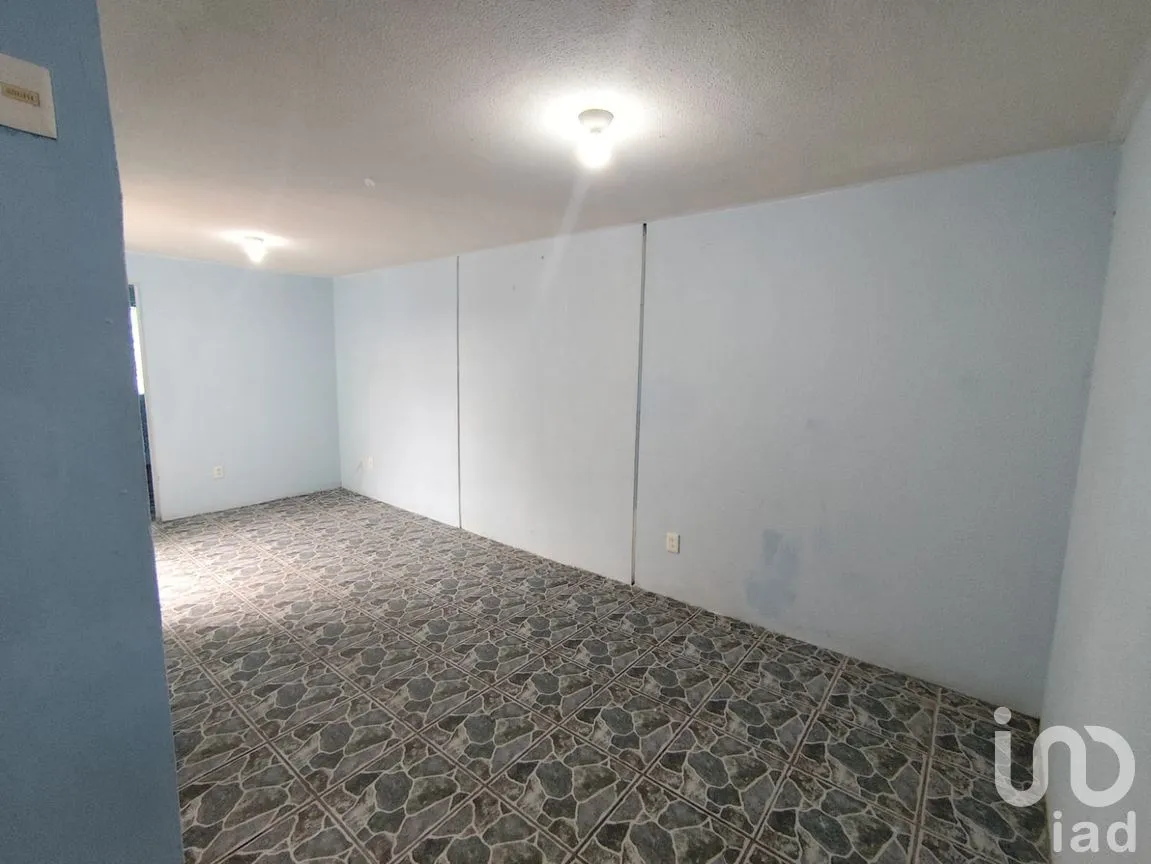 Casa en Venta en Eduardo Loarca Castillo, Querétaro, Querétaro | NEX-263911 | iad México | Foto 8 de 9
