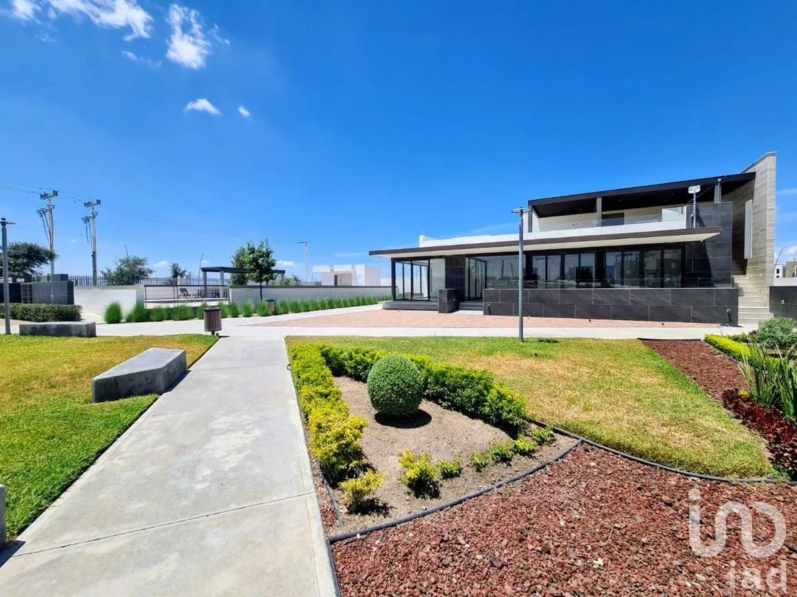 Casa en Renta en Puerta Jardín, Apodaca, Nuevo León | NEX-293633 | iad México | Foto 1 de 15