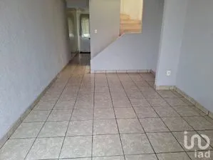 NEX-300016 - Casa en Venta, con 2 recamaras, con 1 baño, con 65 m2 de construcción en San Martín Cuautlalpan, CP 56644, México.