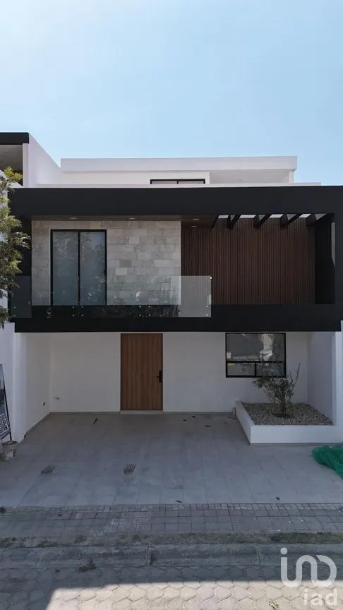 Casa en Venta en Lomas de Angelópolis II, San Andrés Cholula, Puebla | NEX-295199 | iad México | Foto 1 de 15