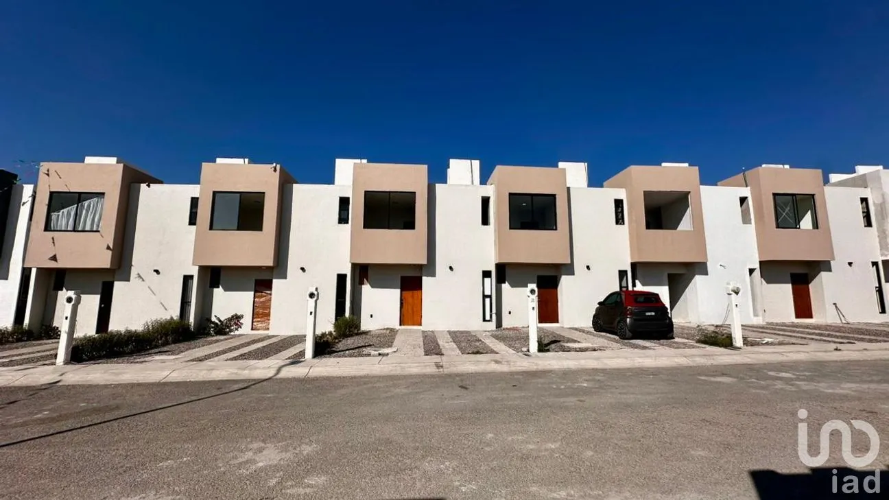 Casa en Venta en Pueblito Colonial, Corregidora, Querétaro | NEX-283870 | iad México | Foto 1 de 12
