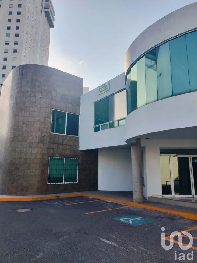 Edificio en Venta en El Jacal, Querétaro, Querétaro | NEX-286327 | iad México | Foto 2 de 20