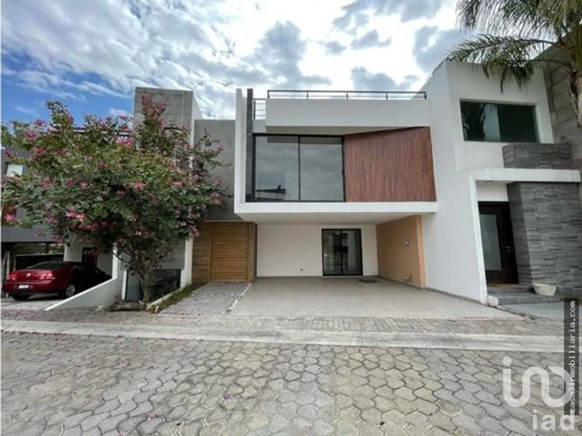 Casa en Venta en Lomas de Angelópolis II, San Andrés Cholula, Puebla | NEX-260272 | iad México | Foto 2 de 20