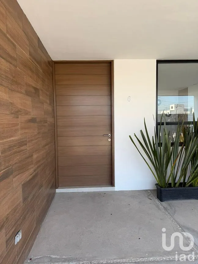 Casa en Venta en San Bernardino Tlaxcalancingo, San Andrés Cholula, Puebla | NEX-283954 | iad México | Foto 3 de 10