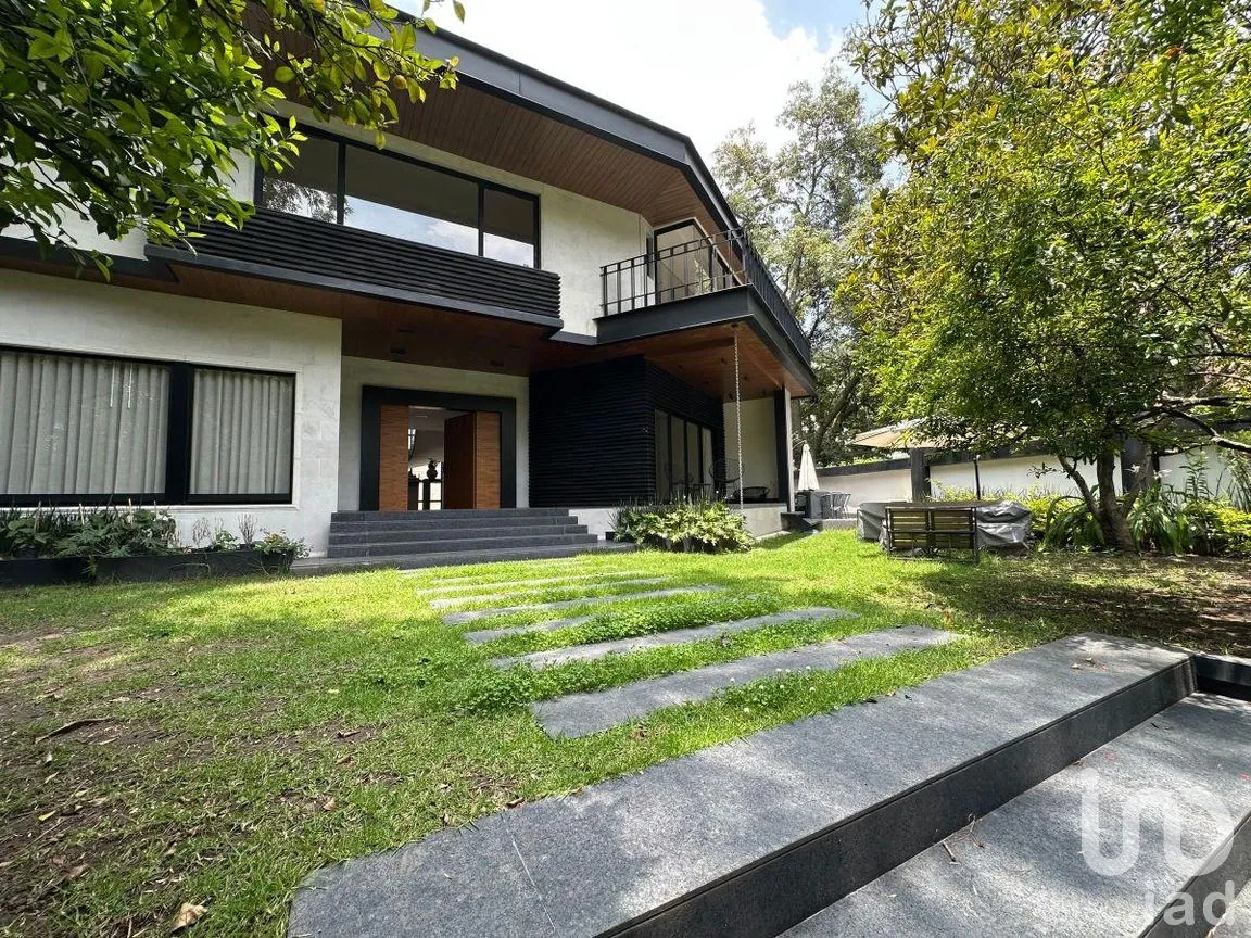 Casa en Venta en Bosque de las Lomas, Miguel Hidalgo, Ciudad de México | NEX-261457 | iad México | Foto 2 de 29