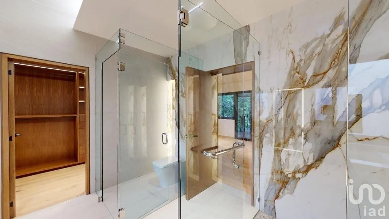 Casa en Venta en Bosque de las Lomas, Miguel Hidalgo, Ciudad de México | NEX-261457 | iad México | Foto 16 de 29