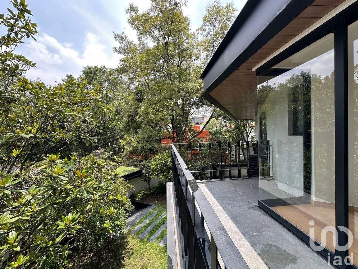 Casa en Venta en Bosque de las Lomas, Miguel Hidalgo, Ciudad de México | NEX-261457 | iad México | Foto 1 de 29