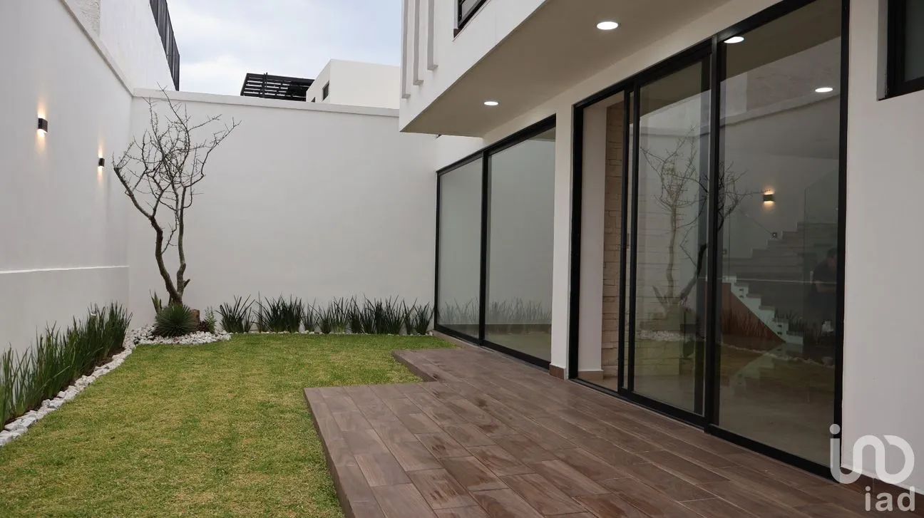 Casa en Venta en La Vista Contry Club, San Andrés Cholula, Puebla | NEX-295933 | iad México | Foto 3 de 13