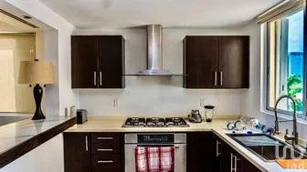 NEX-263678 - Departamento en Venta, con 3 recamaras, con 2 baños, con 175 m2 de construcción.