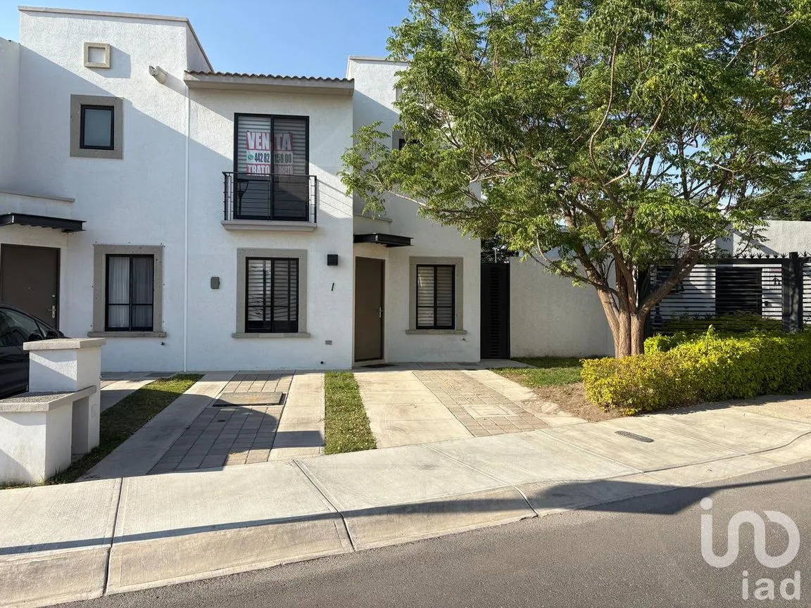 Casa en Venta en Zákia, El Marqués, Querétaro | NEX-262363 | iad México | Foto 1 de 21