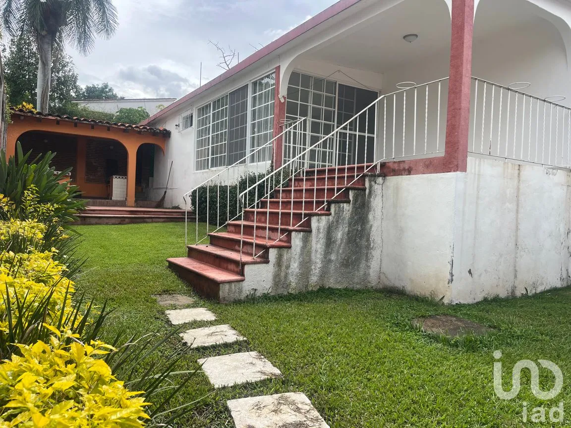 Casa en Venta en Bello Horizonte, Cuernavaca, Morelos | NEX-262148 | iad México | Foto 2 de 12