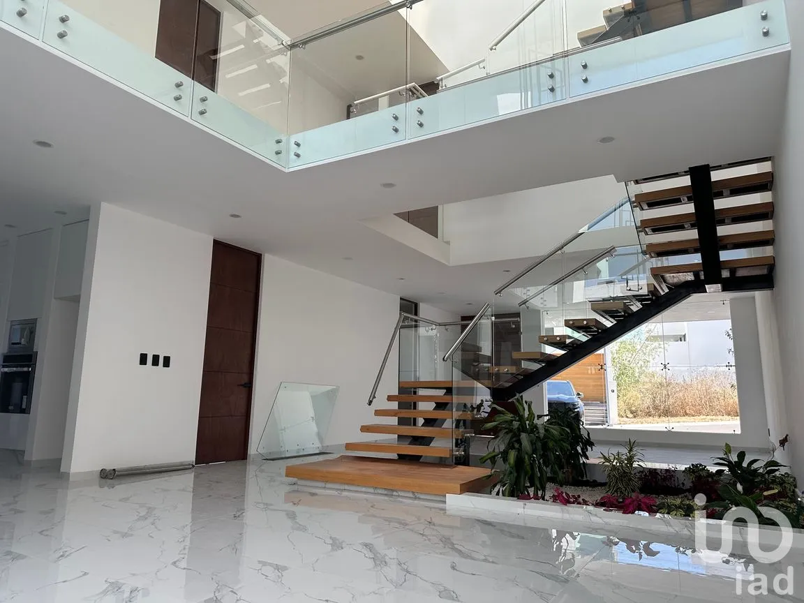 Casa en Venta en Zibatá, El Marqués, Querétaro | NEX-292842 | iad México | Foto 3 de 17