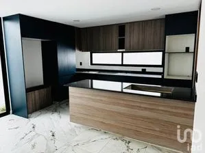 NEX-266270 - Casa en Venta, con 4 recamaras, con 3 baños, con 167 m2 de construcción en San Juan Tlautla, CP 72750, Puebla.