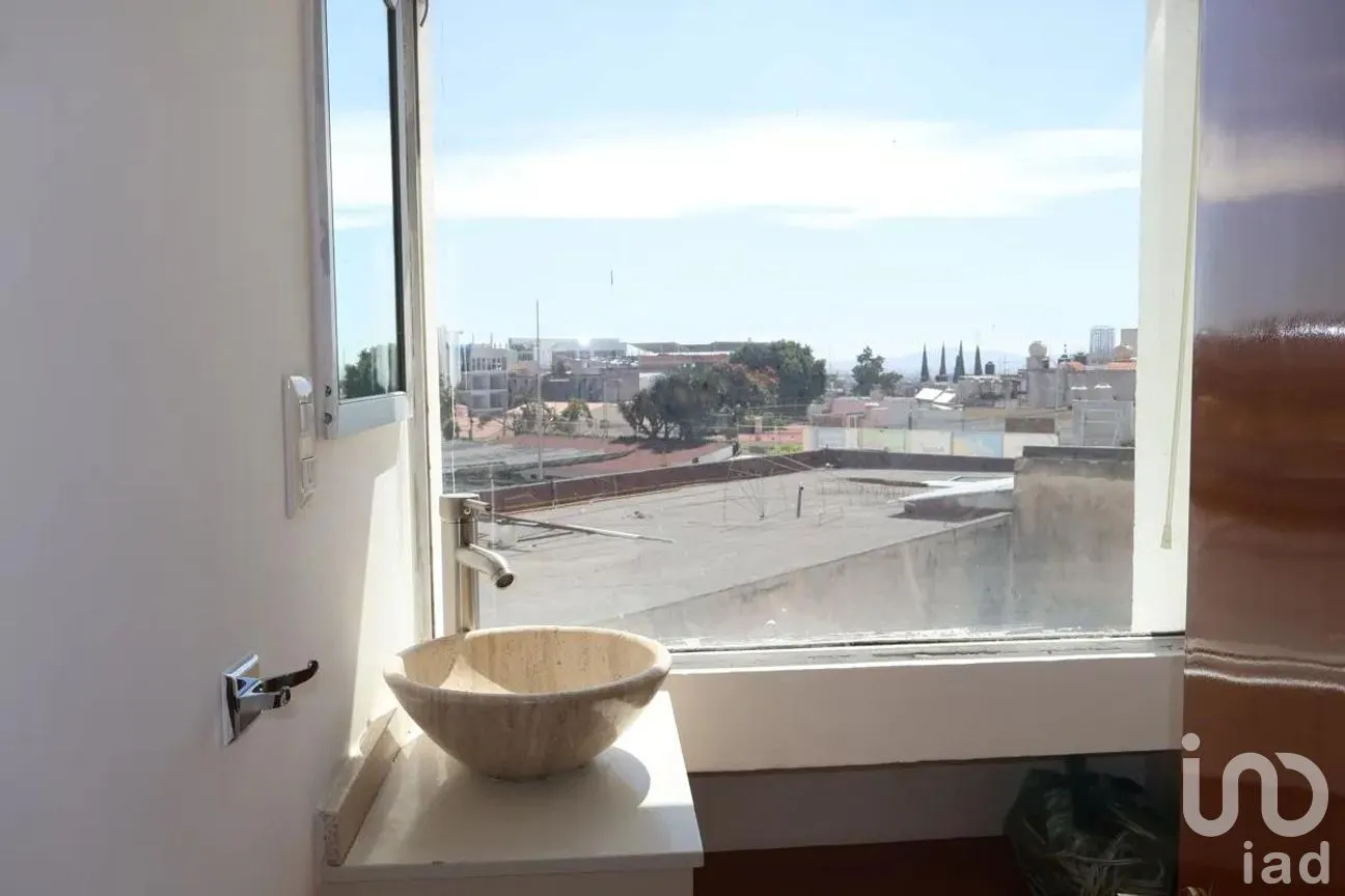 Oficina en Renta en Zona Esmeralda, Puebla, Puebla | NEX-297071 | iad México | Foto 11 de 17