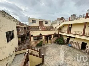 NEX-304692 - Local en Venta, con 4 recamaras, con 4 baños, con 1123 m2 de construcción.