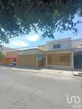NEX-260664 - Casa en Venta, con 4 recamaras, con 2 baños, con 338 m2 de construcción en El Campestre, CP 35080, Durango.