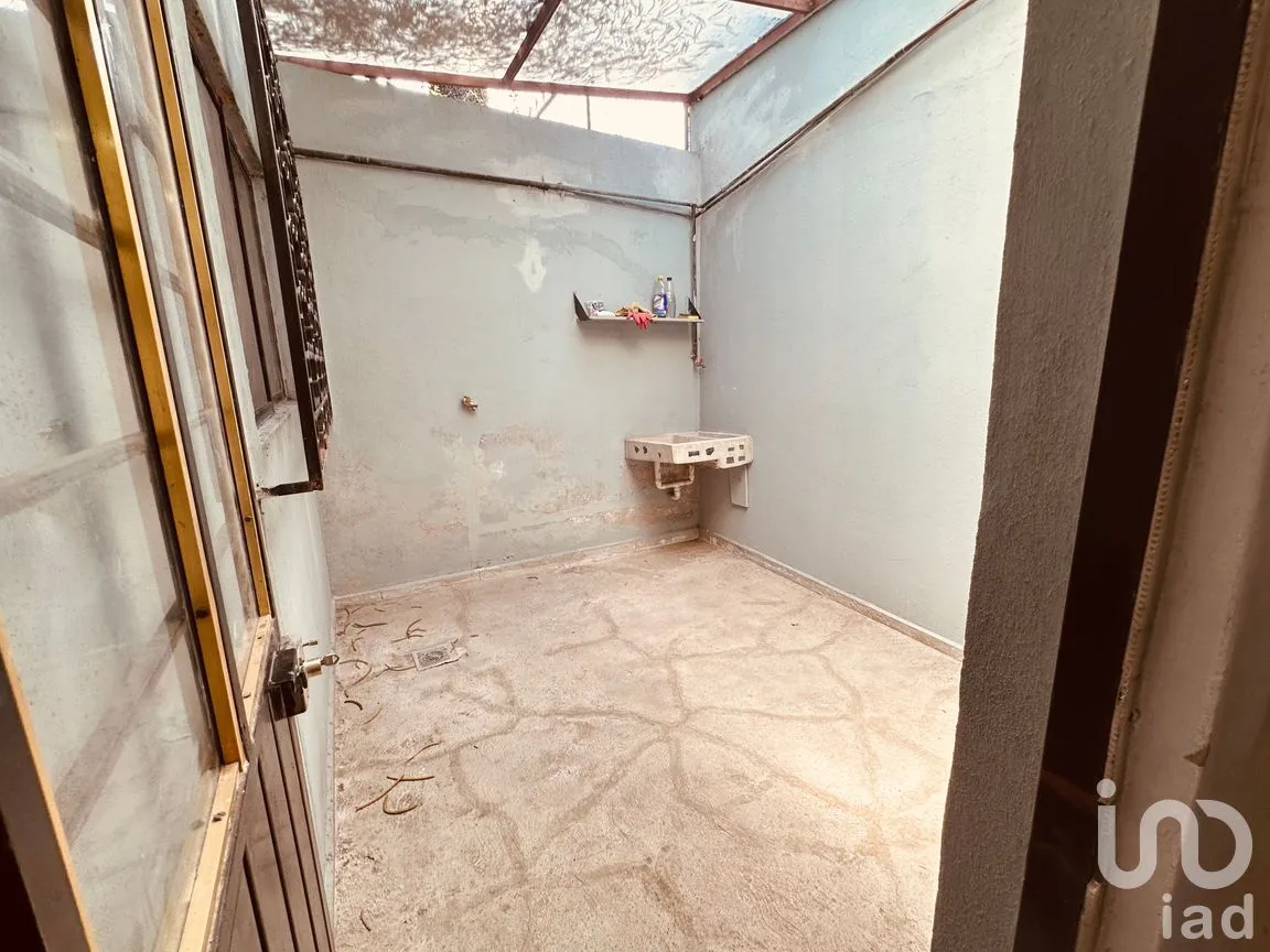 Casa en Venta en Valle de Aragón 3ra Sección Poniente, Ecatepec de Morelos, México | NEX-296430 | iad México | Foto 3 de 17
