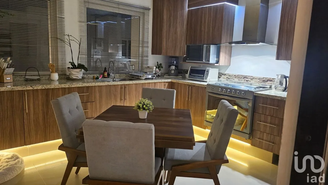 Casa en Venta en Las Alamedas, Atizapán de Zaragoza, México | NEX-298865 | iad México | Foto 3 de 18