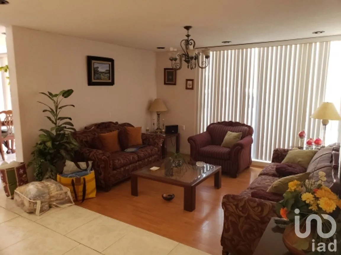 Casa en Venta en Paseos de Taxqueña, Coyoacán, Ciudad de México | NEX-263684 | iad México | Foto 3 de 13