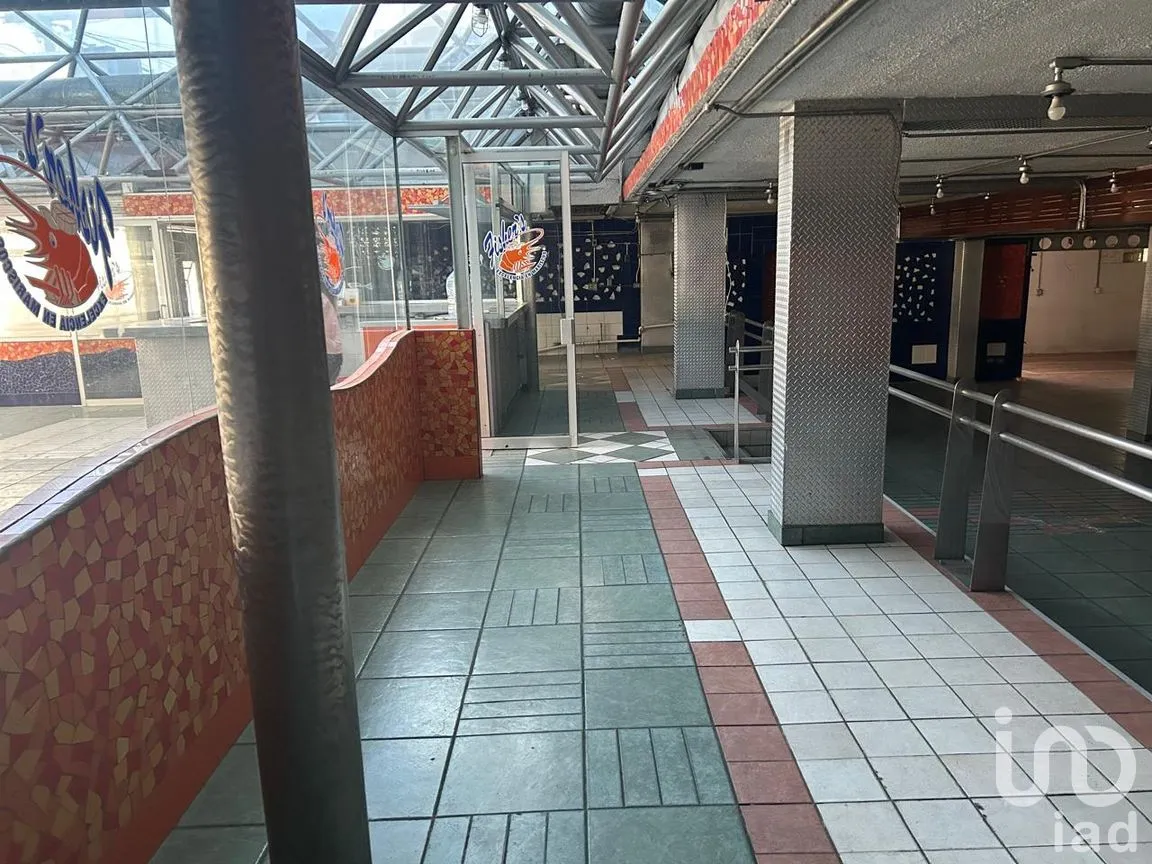 Local en Renta en Santa Cruz Acatlán, Naucalpan de Juárez, México | NEX-287268 | iad México | Foto 15 de 30