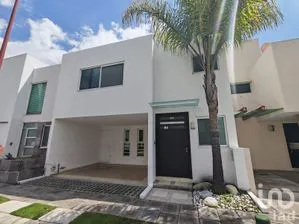 NEX-286525 - Casa en Venta, con 3 recamaras, con 3 baños, con 188 m2 de construcción en Santa Fe, CP 72825, Puebla.