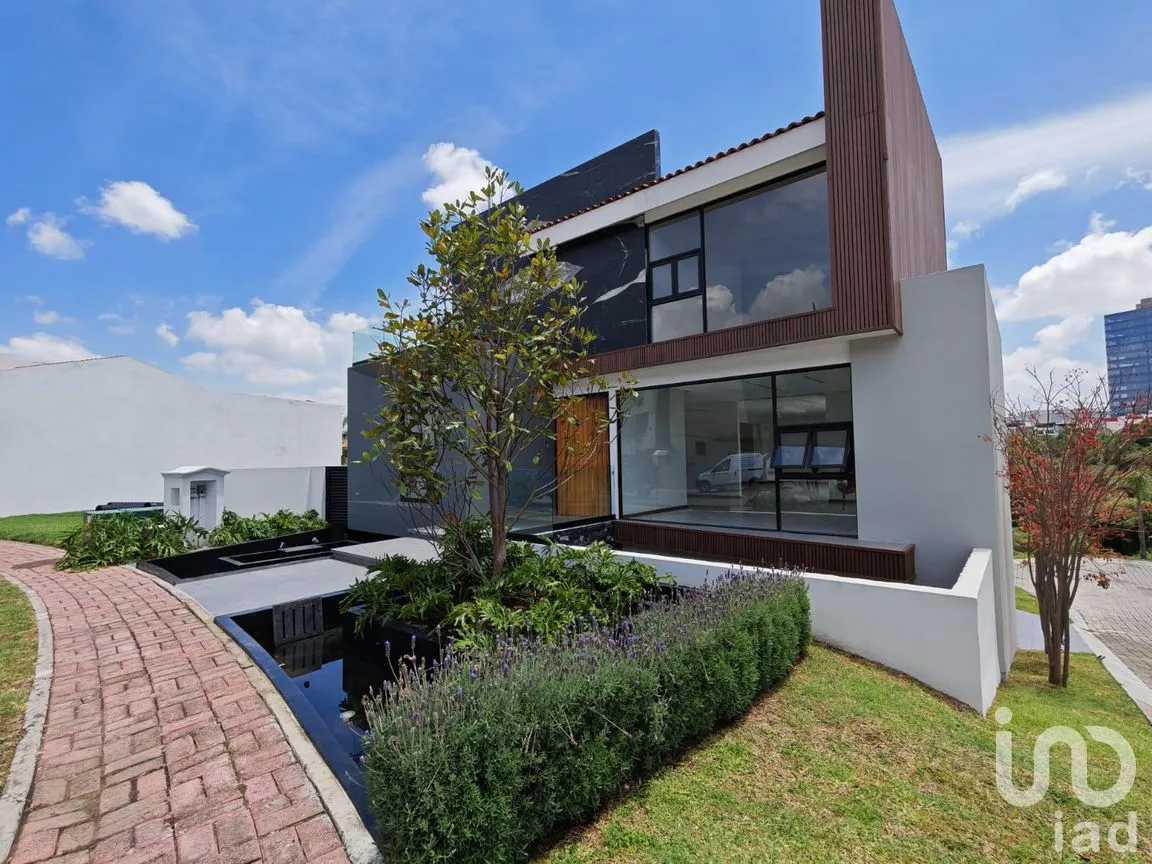 Casa en Venta en La Vista Contry Club, San Andrés Cholula, Puebla | NEX-291960 | iad México | Foto 2 de 28