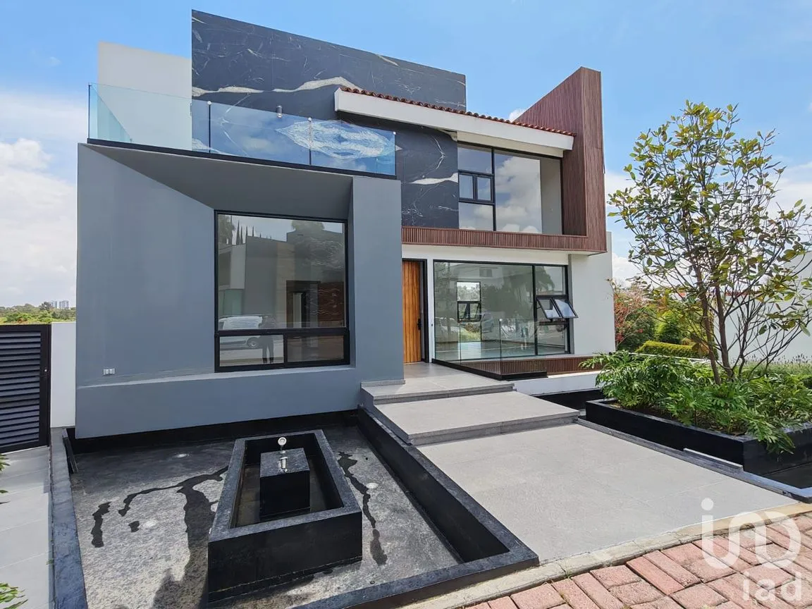 Casa en Venta en La Vista Contry Club, San Andrés Cholula, Puebla | NEX-291960 | iad México | Foto 3 de 28