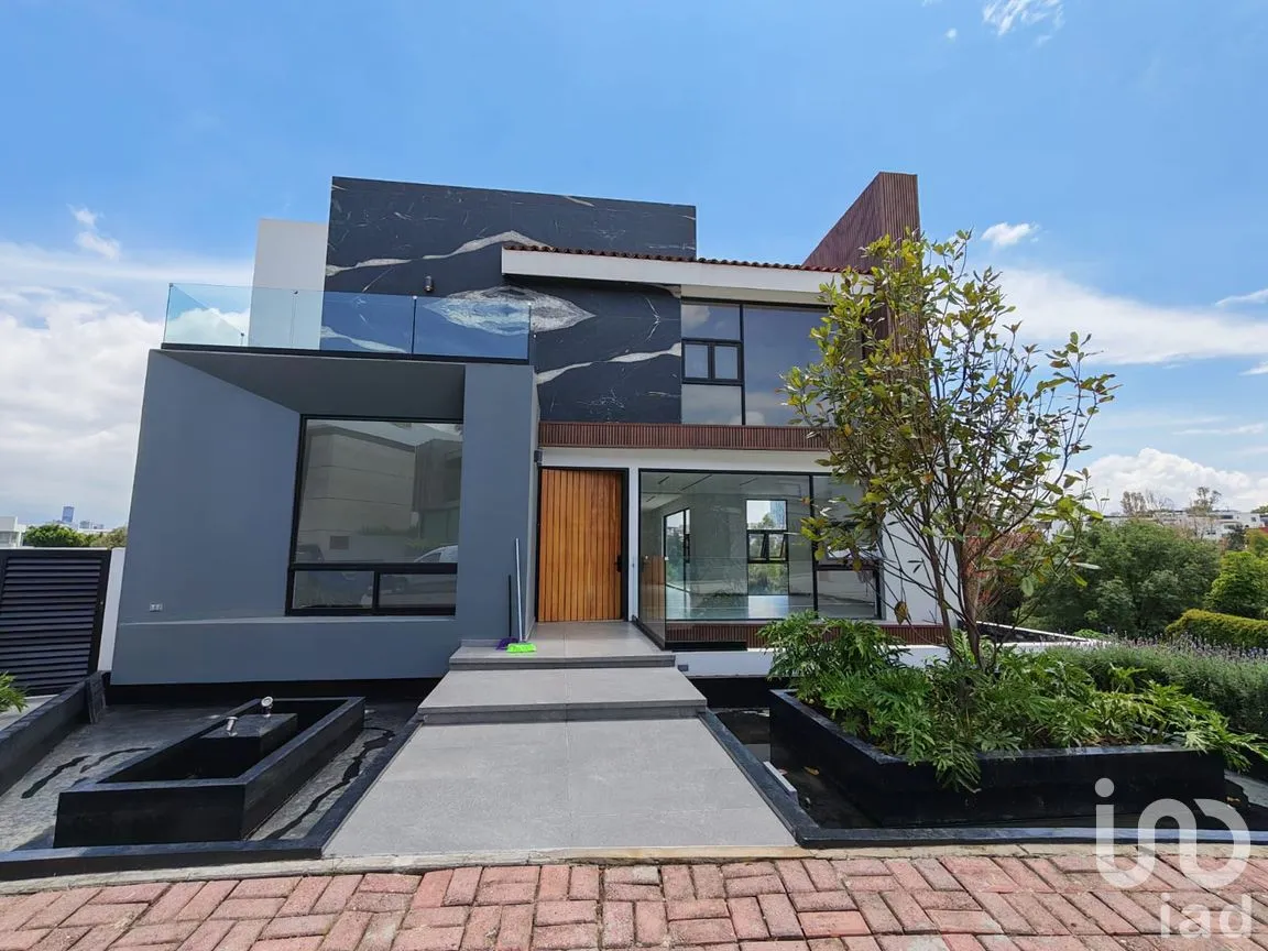 Casa en Venta en La Vista Contry Club, San Andrés Cholula, Puebla | NEX-291960 | iad México | Foto 1 de 28