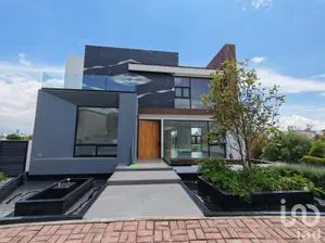 NEX-291960 - Casa en Venta, con 3 recamaras, con 5 baños, con 344 m2 de construcción en La Vista Contry Club, CP 72830, Puebla.