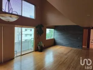 NEX-263128 - Departamento en Venta, con 3 recamaras, con 2 baños, con 200 m2 de construcción.