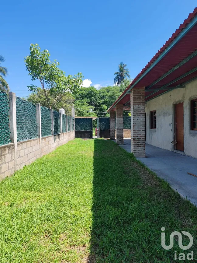 Terreno en Venta en Tlalixcoyan, Tlalixcoyan, Veracruz de Ignacio de la Llave | NEX-266219 | iad México | Foto 4 de 10