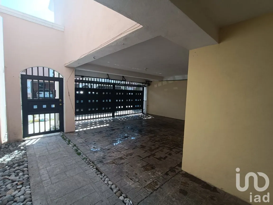 Casa en Venta en Cerradas de Anáhuac, General Escobedo, Nuevo León | NEX-286575 | iad México | Foto 3 de 20