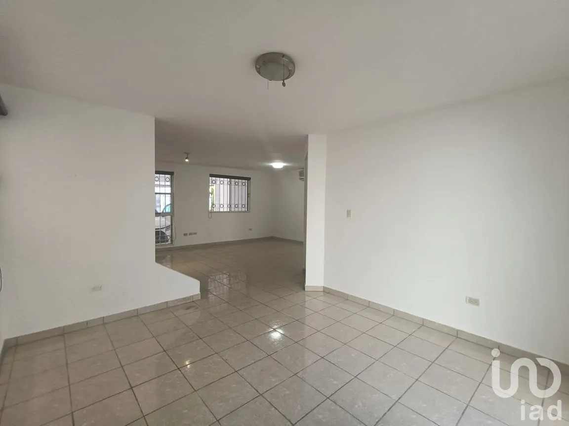 Casa en Renta en Cerradas de Anáhuac, General Escobedo, Nuevo León | NEX-290786 | iad México | Foto 3 de 14