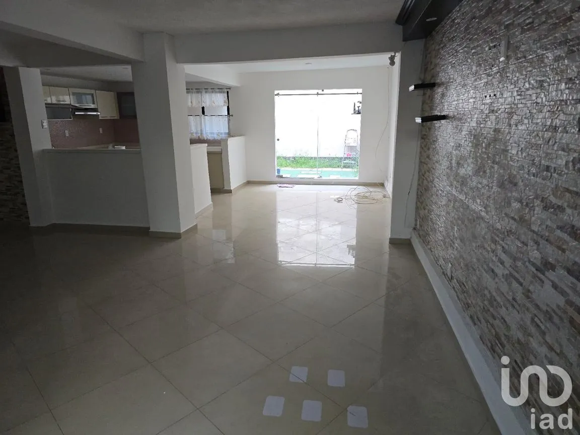 Casa en Venta en Valle de Aragón 3ra Sección Poniente, Ecatepec de Morelos, México | NEX-261685 | iad México | Foto 8 de 17